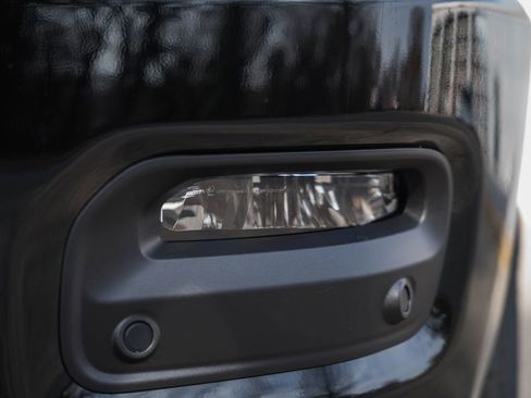 New 2026 RAM 1500 4x4 Crew Cab image 15