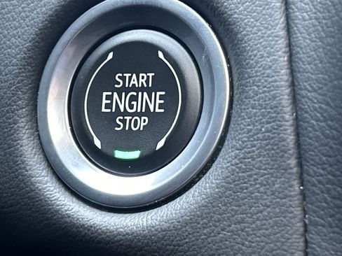 Used 2021 Chevrolet Tahoe Z71 AWD/4WD image 15