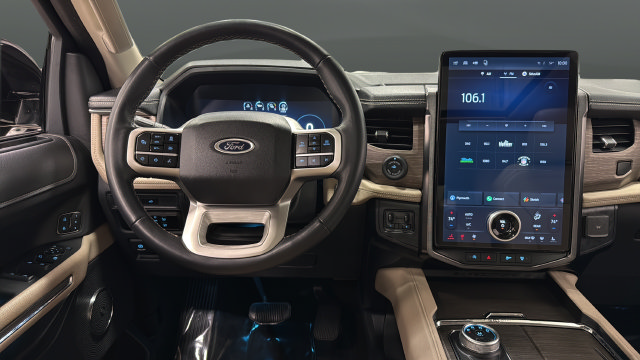 Used 2024 Ford Expedition Limited AWD/4WD image 11