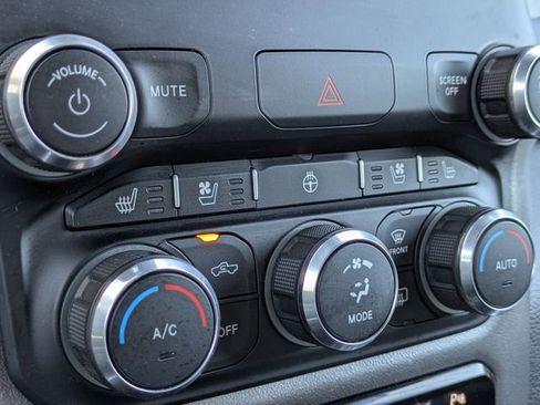 Used 2021 RAM 1500 Laramie w/ Sport Appearance Package image 25