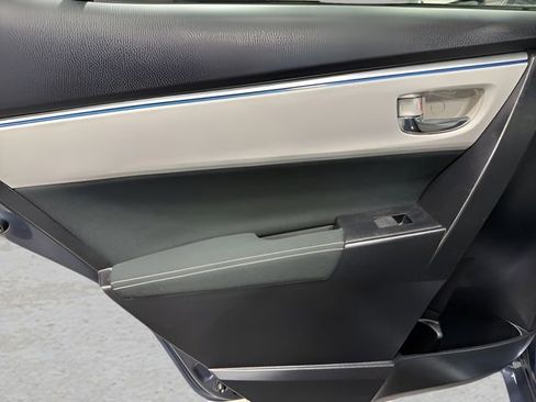 Used 2016 Toyota Corolla LE image 26