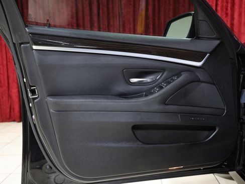 Used 2013 BMW 528i Sedan image 11