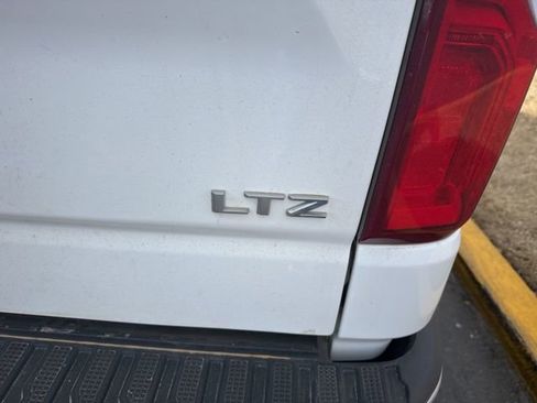 Used 2021 Chevrolet Silverado 1500 LTZ image 4