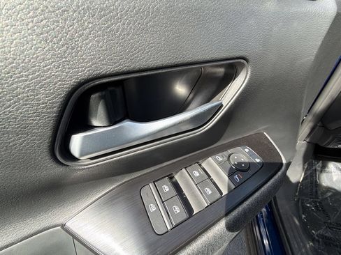 New 2026 Nissan Kicks SV FWD image 13
