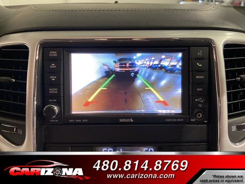 Used 2012 Jeep Grand Cherokee SRT8 w/ Luxury Group II image 12