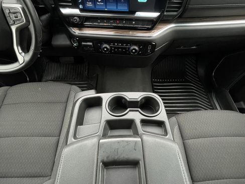 Used 2025 Chevrolet Silverado 1500 LT image 19