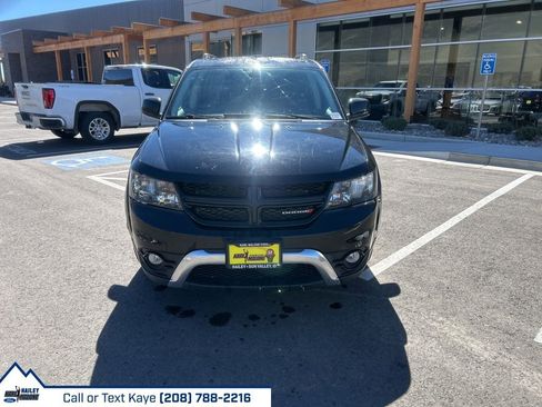Used 2018 Dodge Journey Crossroad image 2
