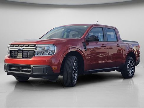 Used 2024 Ford Maverick Lariat image 4