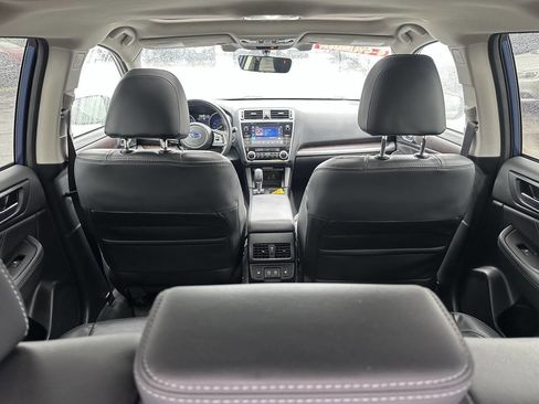 Used 2019 Subaru Outback 3.6R Limited image 4