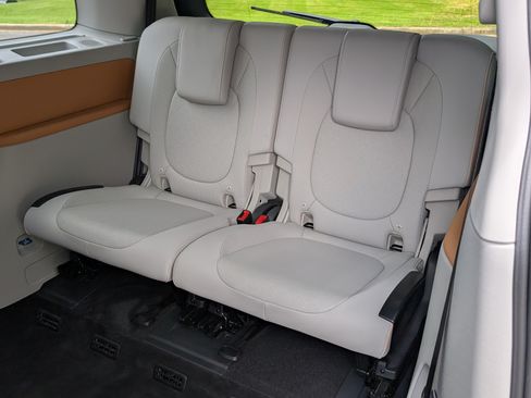Used 2025 Volkswagen ID. Buzz Pro S Plus RWD image 19