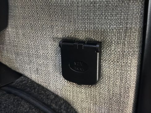 New 2025 Chevrolet Express 2500 image 33