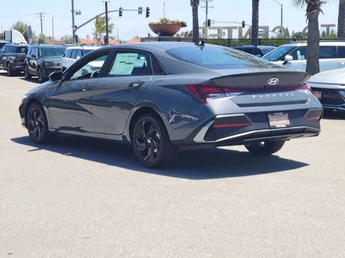New 2026 Hyundai Elantra Sport FWD image 3