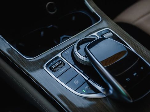 Used 2017 Mercedes-Benz GLC 300 4MATIC Coupe w/ Premium 2 Package image 20