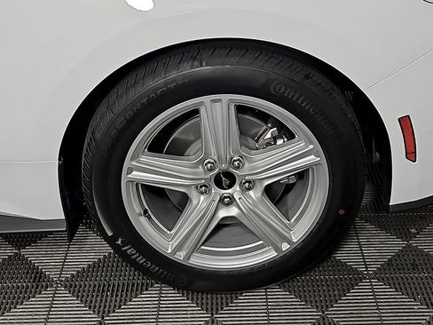 Used 2026 Ford Mustang Coupe RWD image 8