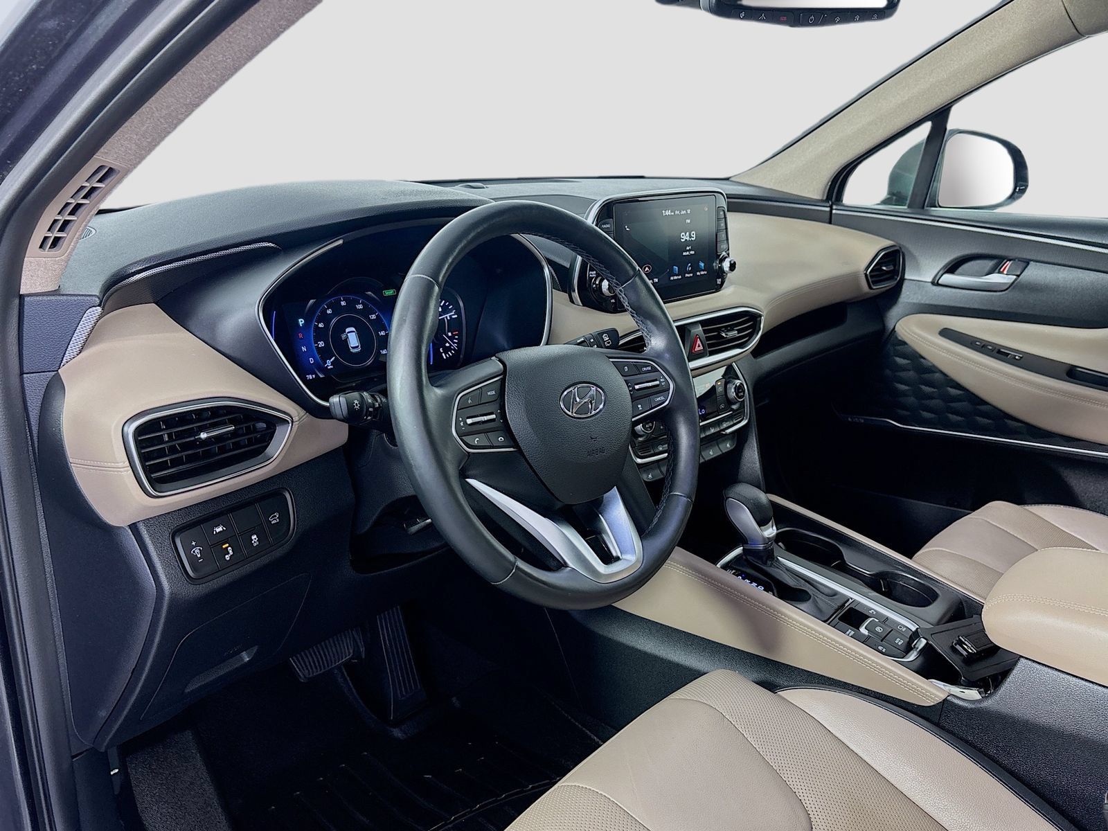 Used 2020 Hyundai Santa Fe Limited FWD image 9