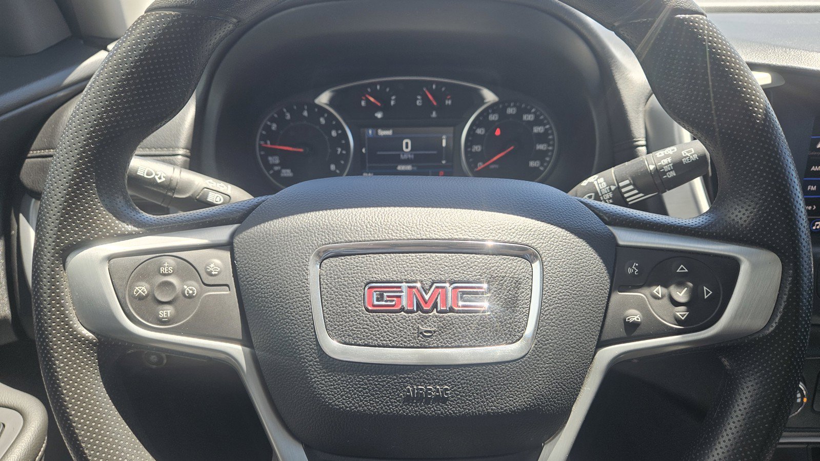 Used 2024 GMC Terrain SLE FWD image 16