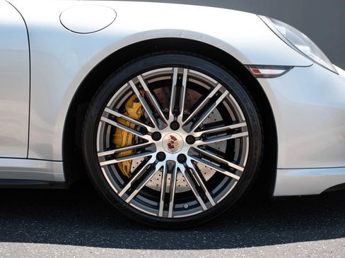 Used 2014 Porsche 911 Turbo S AWD/4WD image 43