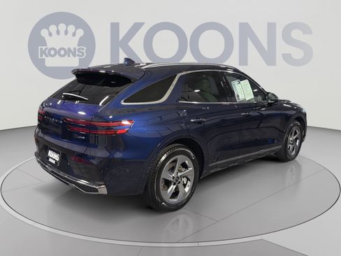 Used 2026 Genesis GV70 2.5T Advanced AWD/4WD image 7