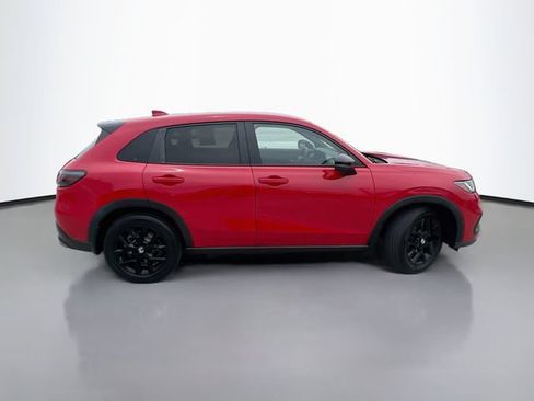 Used 2025 Honda HR-V Sport image 9