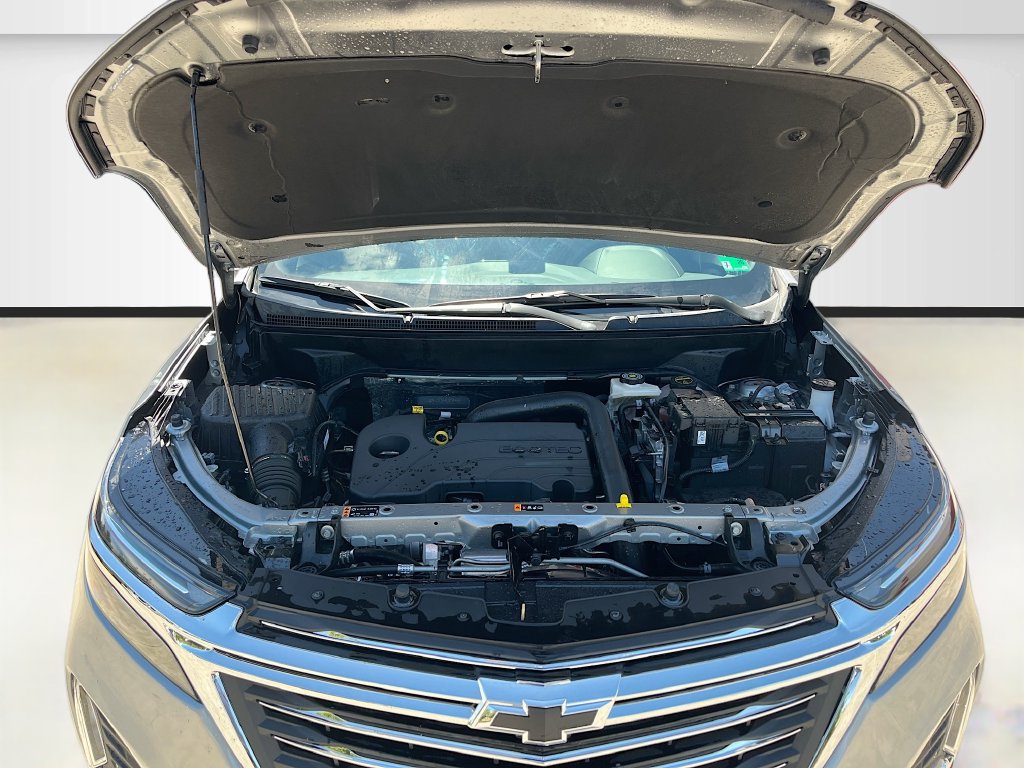 Used 2024 Chevrolet Equinox Premier AWD/4WD image 32