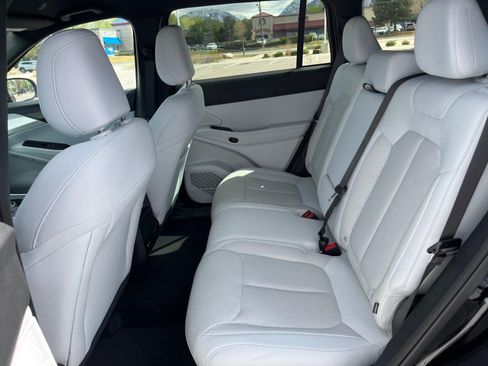 New 2026 Jeep Cherokee Laredo AWD/4WD image 25