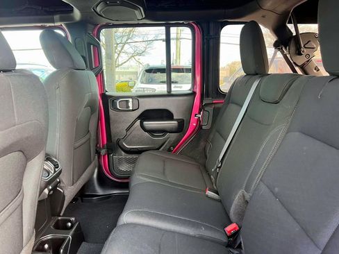 Certified 2022 Jeep Wrangler Unlimited Sport AWD/4WD image 14