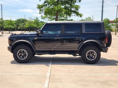 Used 2023 Ford Bronco Badlands AWD/4WD image 4