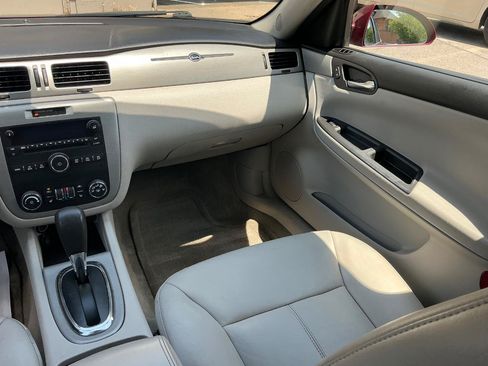 Used 2008 Chevrolet Impala LT w/ Luxury Edition Package FWD image 16
