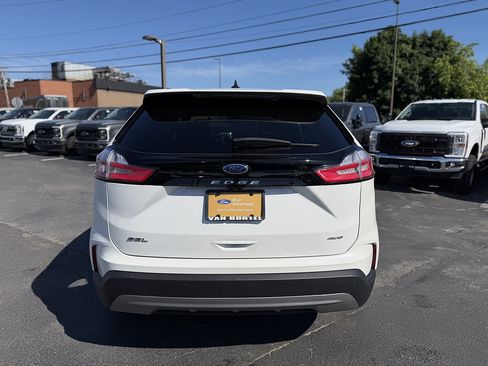 Certified 2023 Ford Edge SEL AWD/4WD image 5