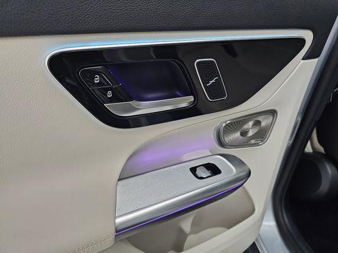 Certified 2025 Mercedes-Benz GLC 300 GLC 300 image 24