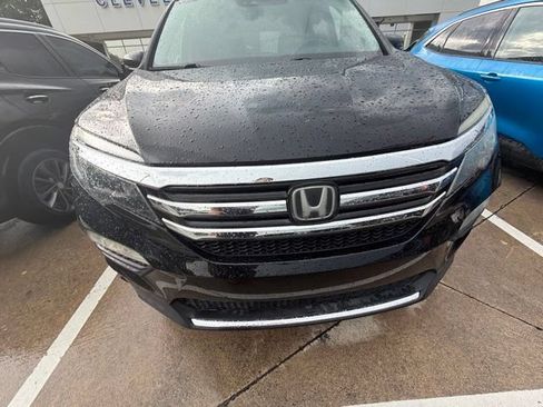 Used 2017 Honda Pilot Elite image 16