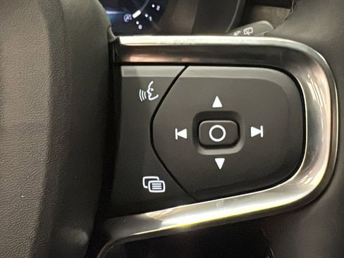 New 2026 Volvo XC40 B5 Core w/ Climate Package image 14