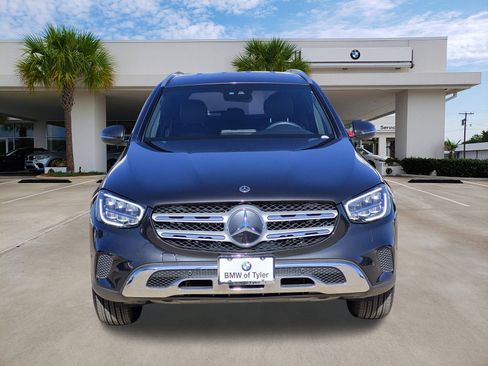 Used 2022 Mercedes-Benz GLC 300 image 2
