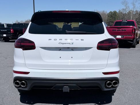 Used 2015 Porsche Cayenne S image 8