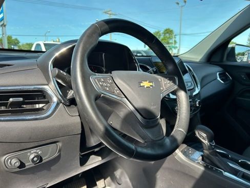 Used 2023 Chevrolet Equinox LT AWD/4WD image 35