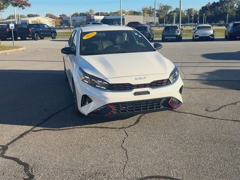 Used 2023 Kia Forte GT-Line image 3