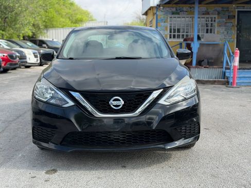 Used 2017 Nissan Sentra SV image 4
