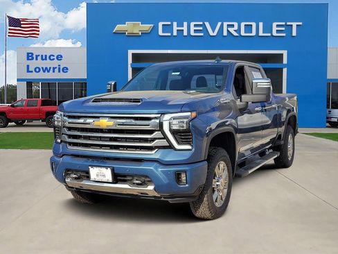 New 2026 Chevrolet Silverado 2500 High Country w/ Technology Package AWD/4WD image 1