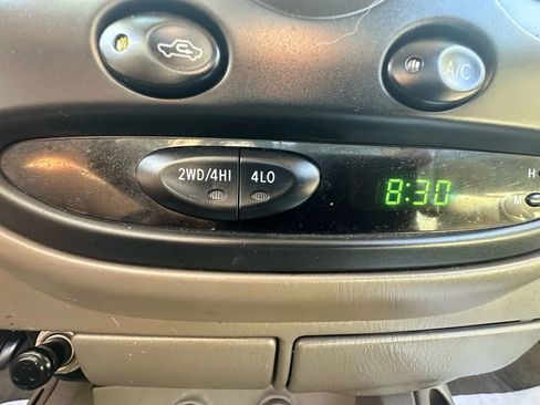 Used 2006 Toyota Tundra SR5 image 32