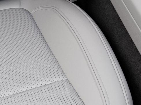 New 2026 Jeep Grand Wagoneer 2WD image 20