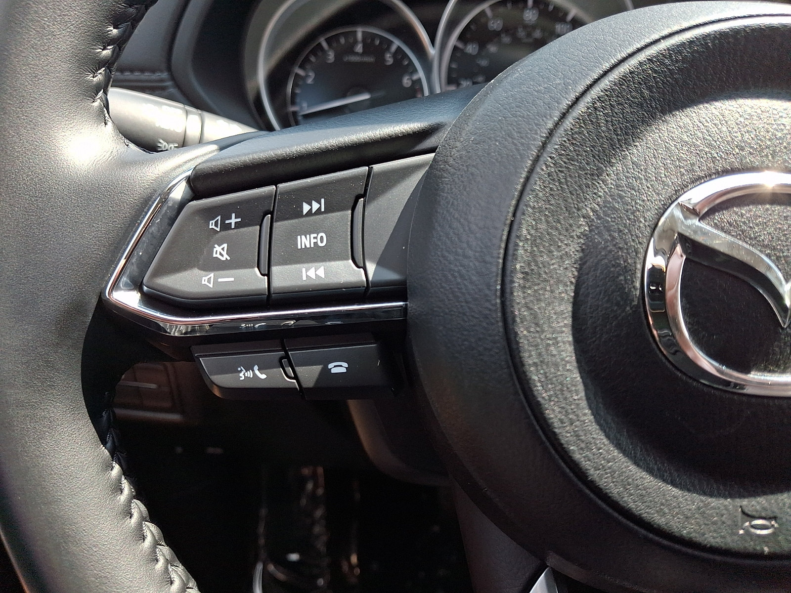 Used 2025 MAZDA CX-5 AWD 2.5 S w/ Preferred Package image 21