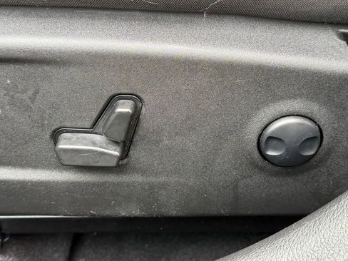 Used 2023 Dodge Charger SXT w/ Blacktop Package image 21