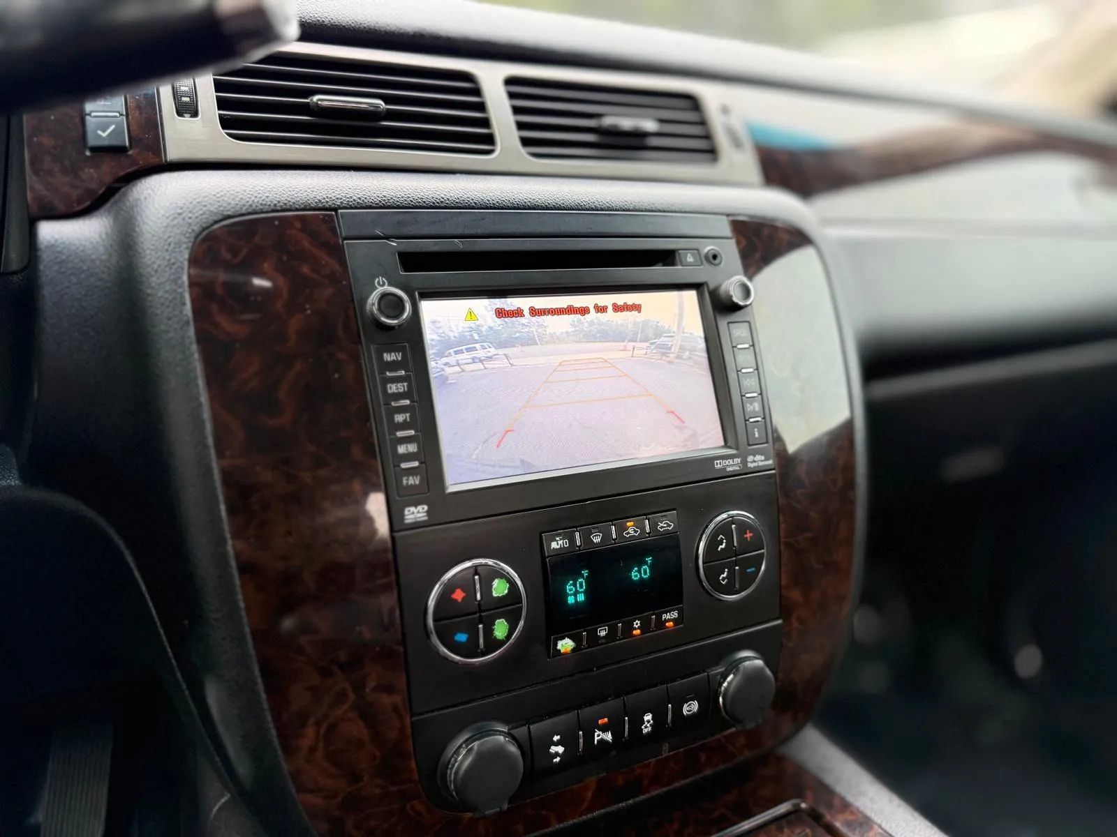 Used 2014 GMC Sierra 2500 Denali w/ Snow Plow Prep Package AWD/4WD image 19