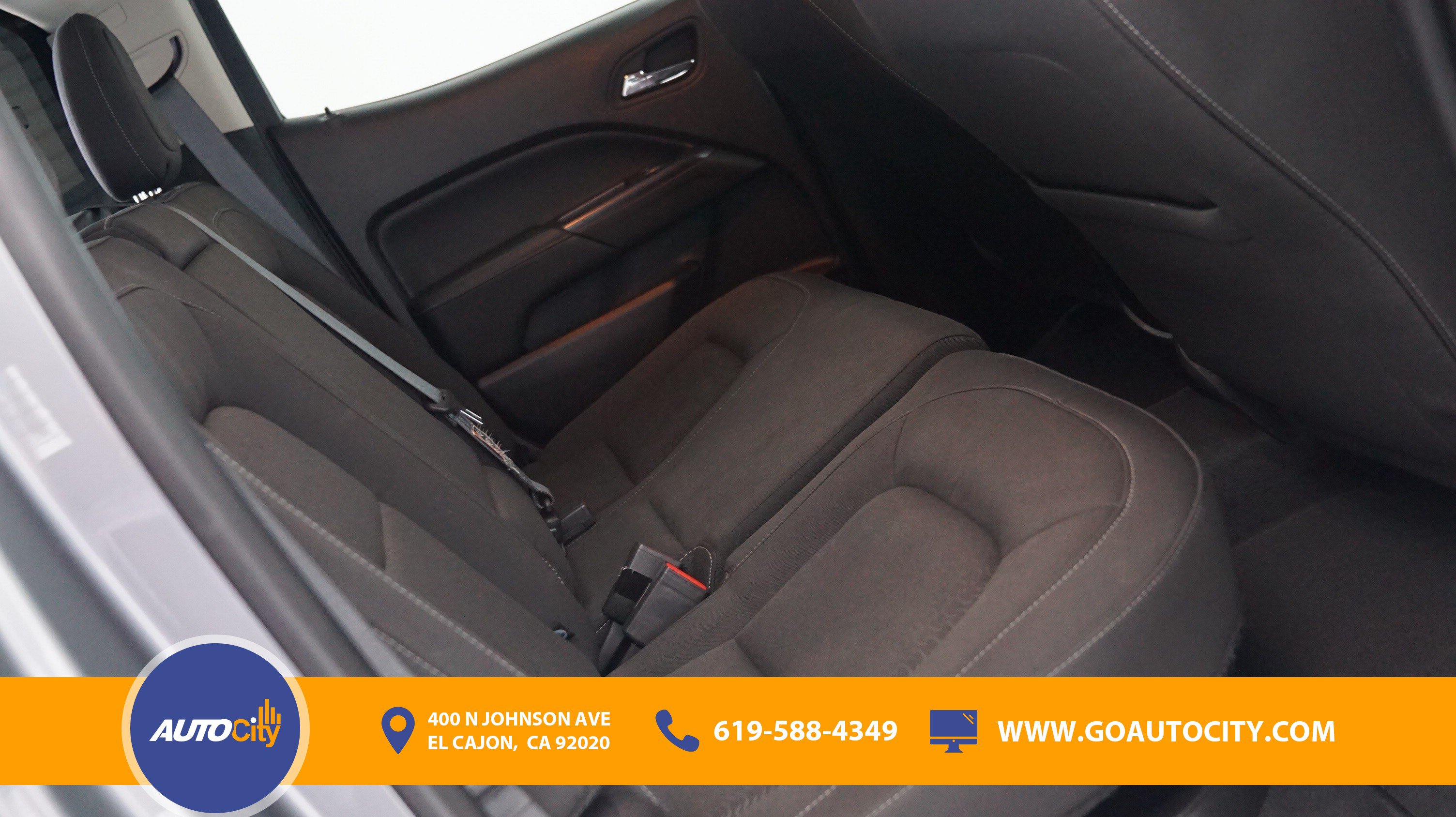 Used 2020 GMC Canyon SLE w/ Elevation Edition RWD image 13