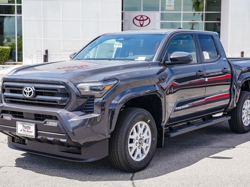 New 2025 Toyota Tacoma SR5 image 3