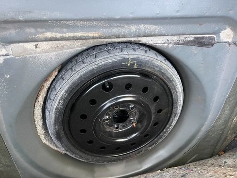 Used 2010 Chevrolet Impala LS image 27