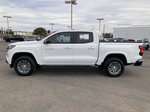 Certified 2024 Chevrolet Colorado LT w/ LT Convenience Package II image 11