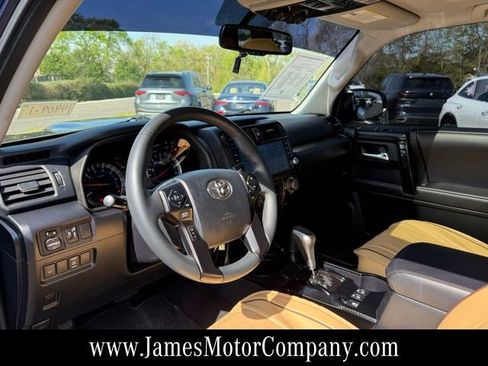 Used 2019 Toyota 4Runner TRD Off-Road Premium image 11