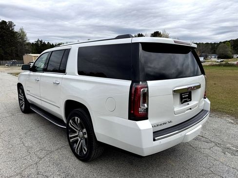 Used 2017 GMC Yukon XL Denali w/ Open Road Package image 10