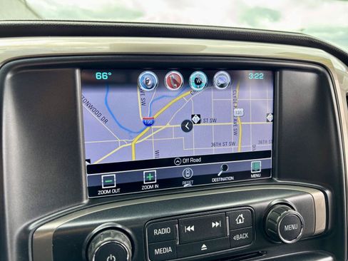 Used 2017 Chevrolet Silverado 1500 High Country AWD/4WD image 4